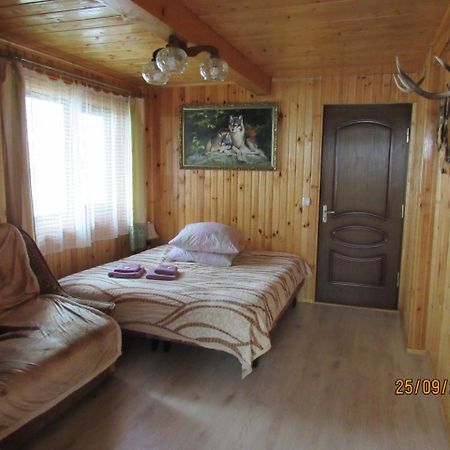 Kotiedzh U Mariny Villa Yaremche Exterior photo